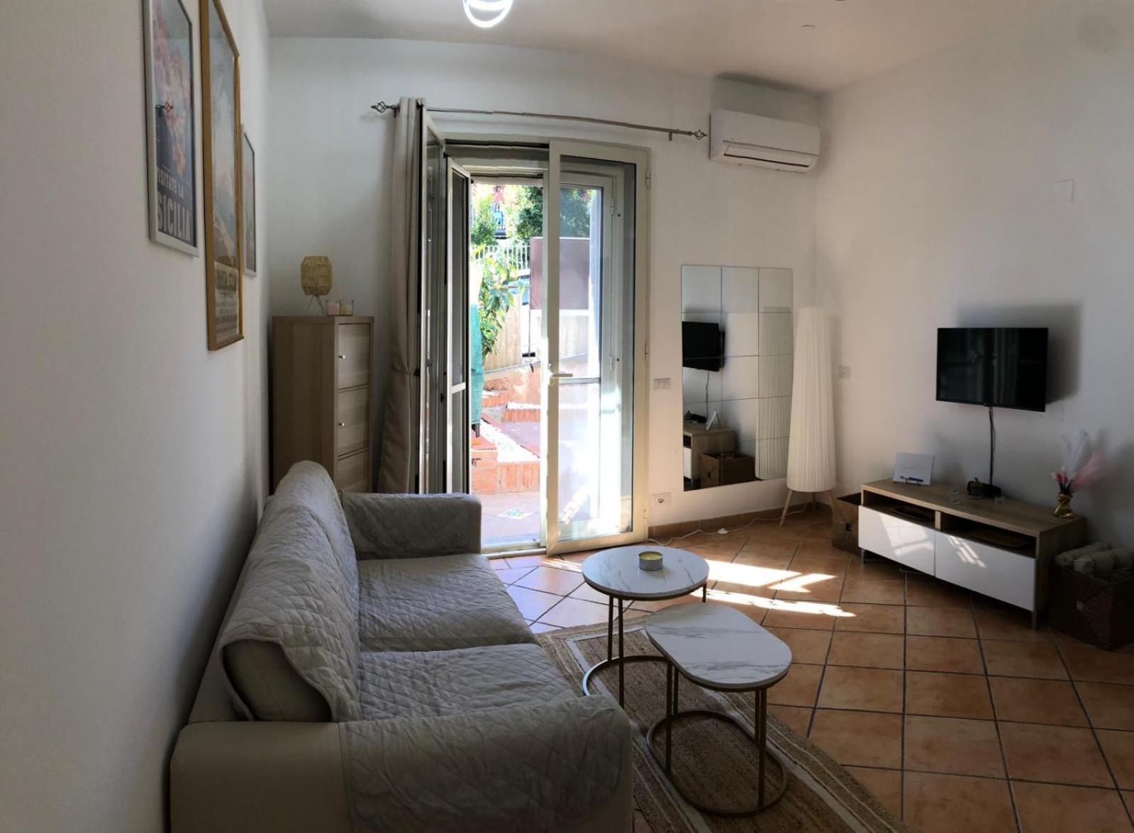 Sara Casa Acitrezza Lejlighed Aci Castello Eksteriør billede