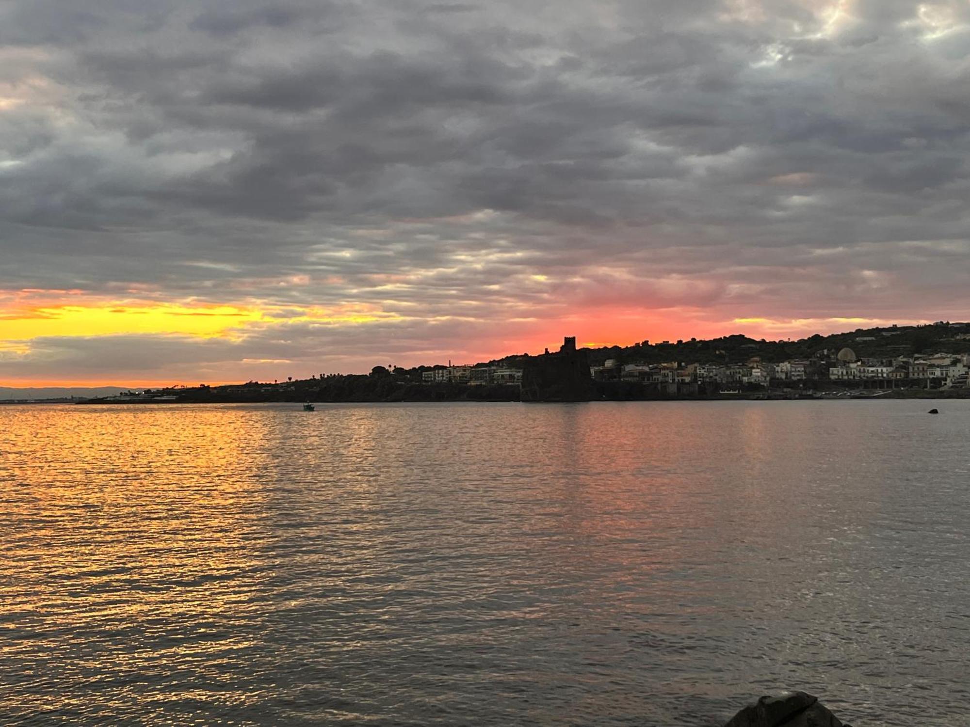 Sara Casa Acitrezza Lejlighed Aci Castello Eksteriør billede